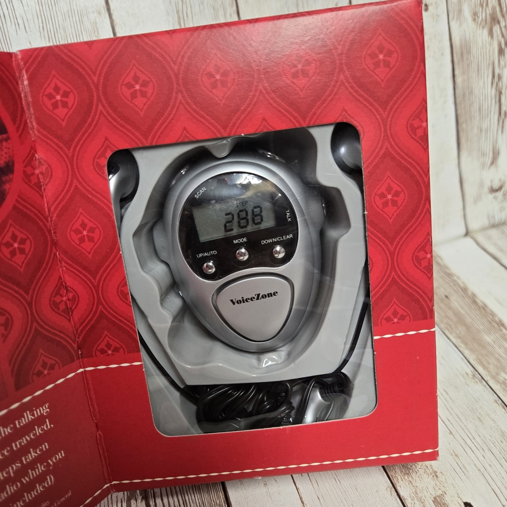 VoiceZone Calorie Counter with Talking Pedometer & FM Radio – New in Box (2003)